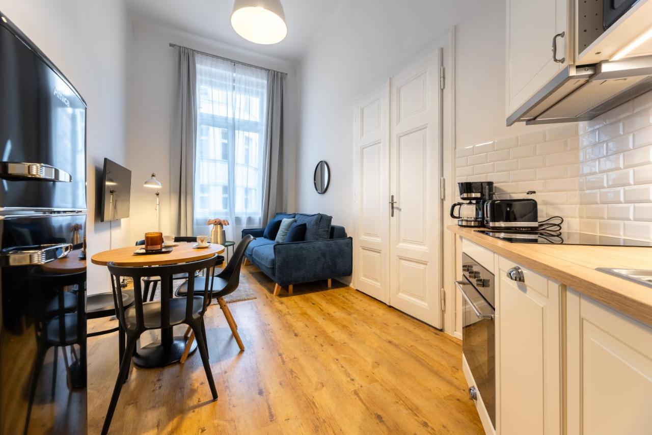 Charming 1 Bedroom Apartment In The City Center Of Prague Exterior photo