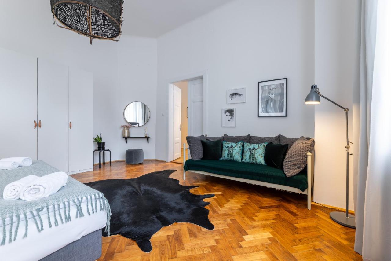 Charming 1 Bedroom Apartment In The City Center Of Prague Exterior photo